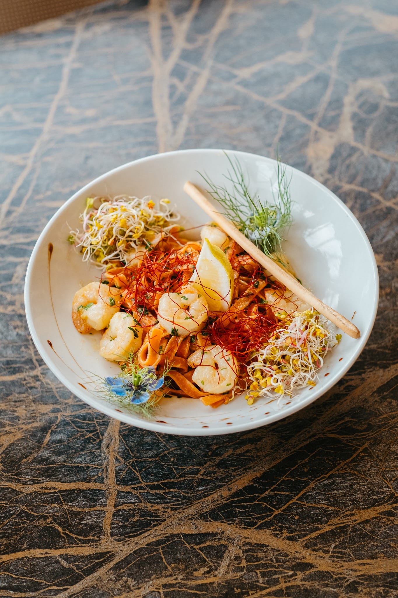 Tagliatelle aglio e olio z krewetkami